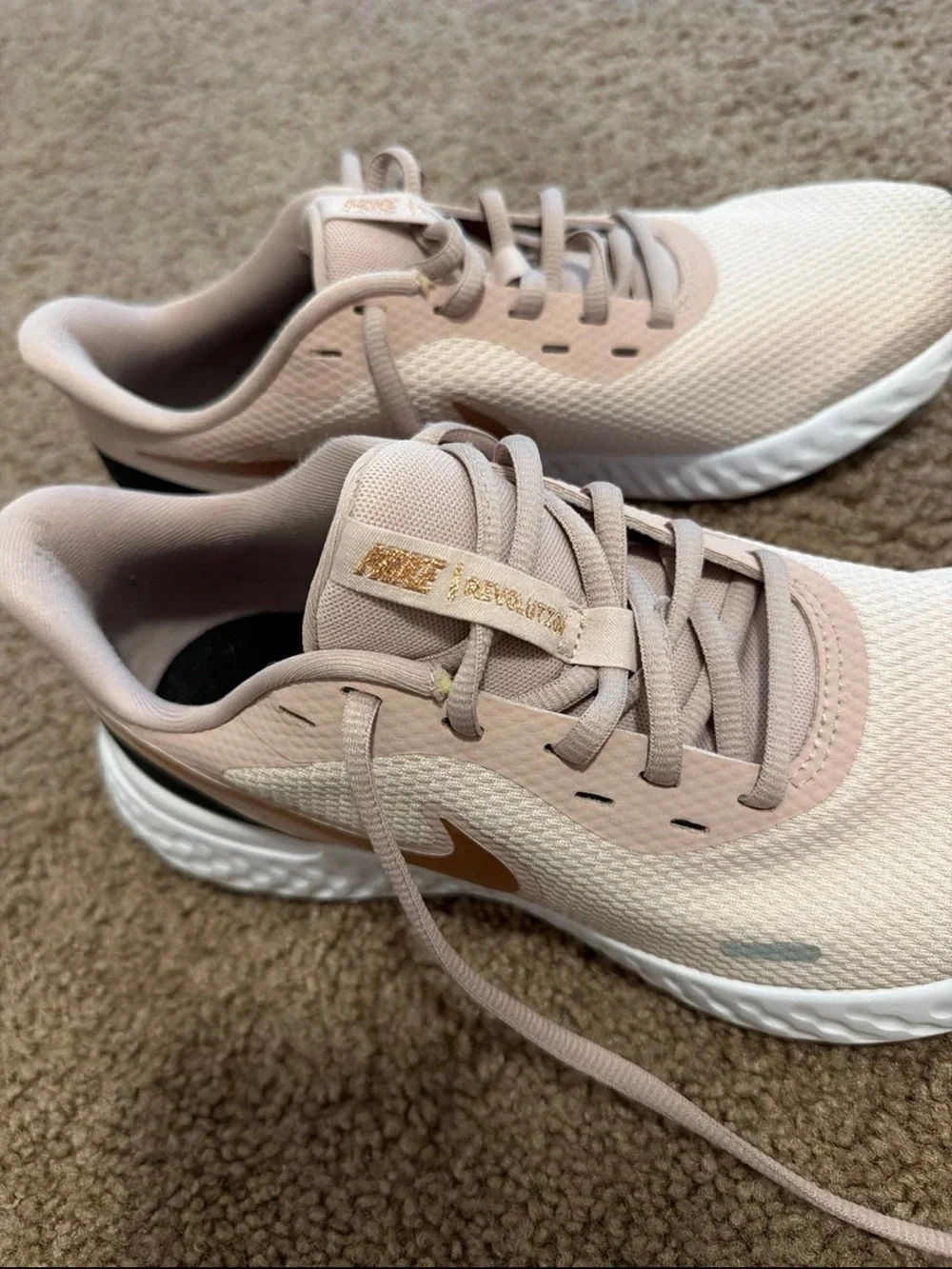 Women's Nike Revolution 5 Running Sneakers Pink